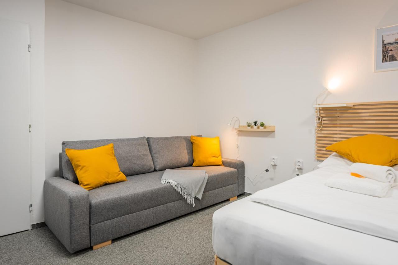 Self-Service Hotel Ostas Praha المظهر الخارجي الصورة