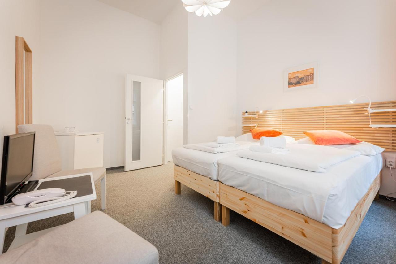 Self-Service Hotel Ostas Praha المظهر الخارجي الصورة