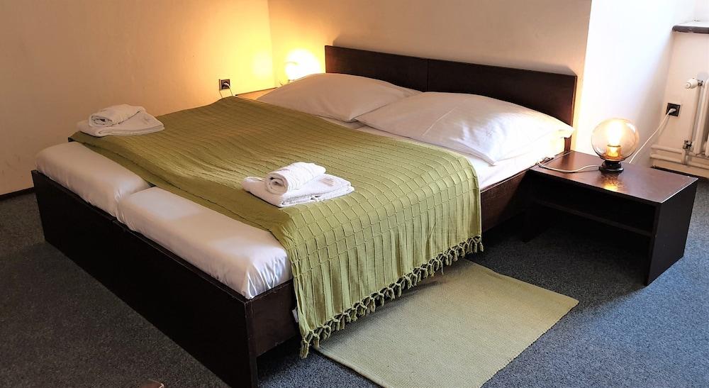 Self-Service Hotel Ostas Praha المظهر الخارجي الصورة